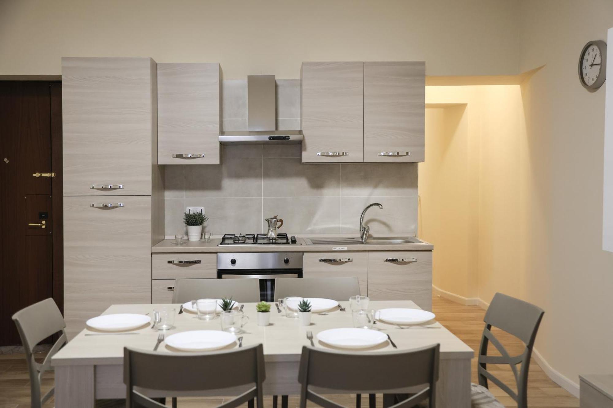 King Ladislao Apartment By Wonderful Italy Napoli Dış mekan fotoğraf