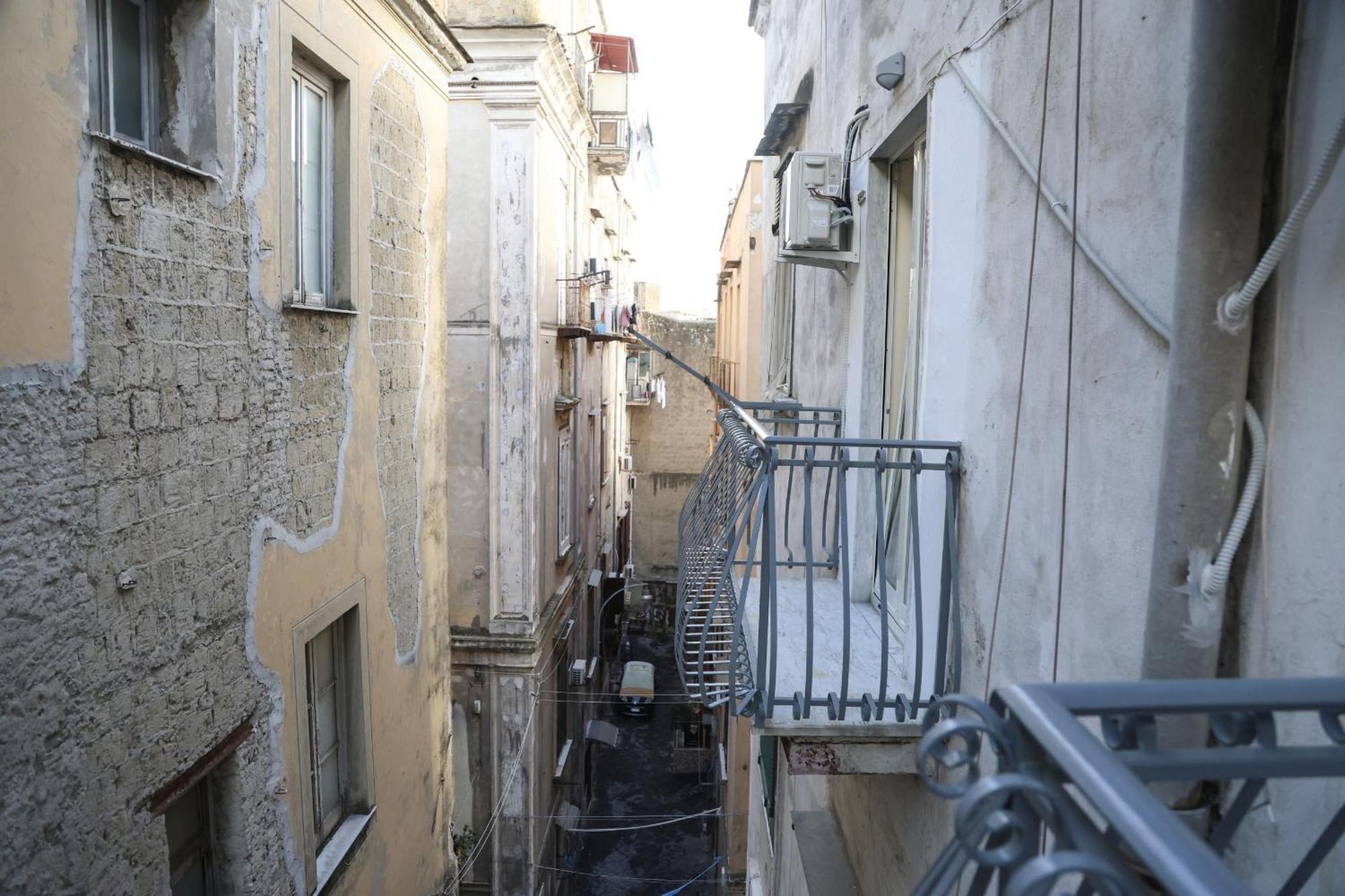 King Ladislao Apartment By Wonderful Italy Napoli Dış mekan fotoğraf